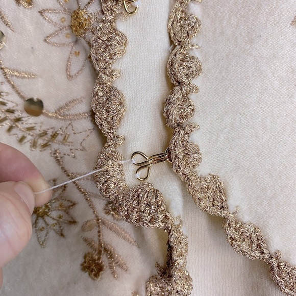Mac & Jac Ivory Wool Cardigan With Gold  Decorations And Trim L - Picture 13 of 16